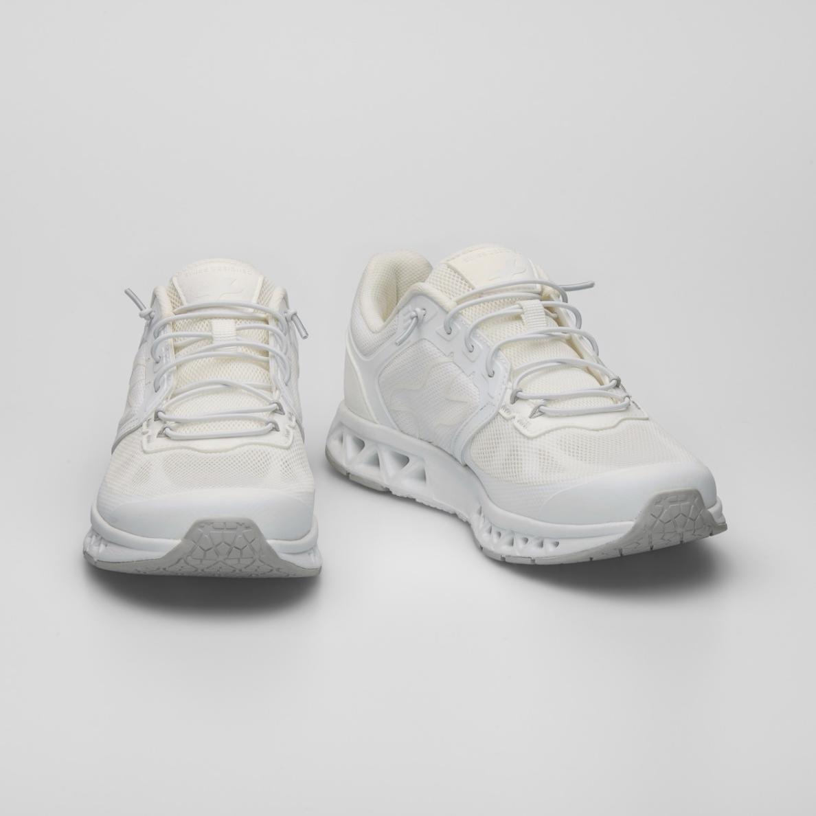 KV+ Maiorca White – sprednji del športnega čevlja